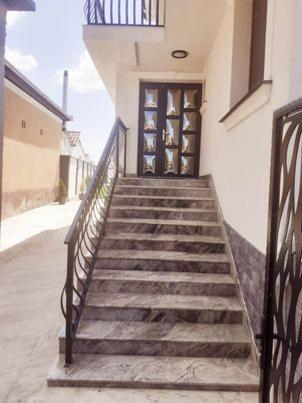 바일레 우누 마이 Casa Leahu B&B 외부 사진