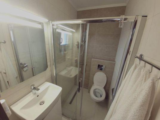 바일레 우누 마이 Casa Leahu B&B 외부 사진